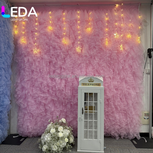 Tissu de rideau romantique rose LEDA, tulle à volants, panneau de fond mural fleuri pour mariage, fête, photomaton, décoration de fond - Product Image 1