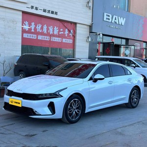 <span class=keywords><strong>รถ</strong></span>เก๋ง Kia K5 ปี 2025 เครื่องยนต์ 1.5T <span class=keywords><strong>รถ</strong></span>หรูมือสอง เกียร์อัตโนมัติ 7 สปีด <span class=keywords><strong>รถ</strong></span>ยนต์<span class=keywords><strong>มือ</strong></span>สอง <span class=keywords><strong>ซื้อ</strong></span><span class=keywords><strong>รถ</strong></span>ออนไลน์ <span class=keywords><strong>รถ</strong></span><span class=keywords><strong>มือ</strong></span>สองพร้อมหลังคาซันรูฟ - Product Image 1