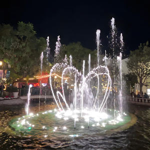 Fontaine d'eau RVB Étang <span class=keywords><strong>de</strong></span> <span class=keywords><strong>jardin</strong></span> extérieur ou fontaine dansante d'eau <span class=keywords><strong>de</strong></span> piscine - Product Image 1