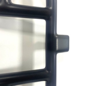 Realizamos procesamiento de recubrimiento por inmersión de hardware, incluyendo el recubrimiento por inmersión personalizado de PVC para mangos de diversos equipos de fitness. - Product Image 3