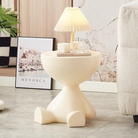 Table basse sculpturale en plastique PP avec plateau plat, motif figurine humaine de dessin animé, pour salon et mobilier de maison