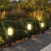 Luces Solares de Jardín con Sensor de Movimiento, Lámpara LED de Estaca para Exteriores, IP65 Impermeable, Luz Blanca Cálida, Alimentada por Batería, Lámpara Negra para Camino de Jardín