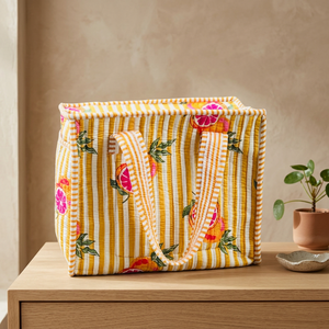 Sac fourre-tout en coton matelassé à fleurs Veer Handicrafts avec fermeture à glissière, grande capacité pour les courses quotidiennes, les voyages et la plage - Product Image 6