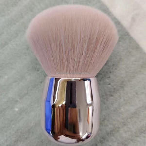 Cepillo de polvo suelto de pelo sintético de forma angular y hongo Rosa Baoli, aplicación de maquillaje de colorete facial con mango cómodo - Product Image 2