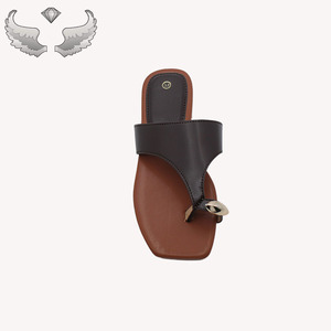 Sandalias y Pantuflas de Mujer de Diseño Casual de Alta Calidad, Tejidas con Lentejuelas, para Exteriores, Ligeras, con Logotipo Personalizado, Embalaje Duradero, Venta al Por Mayor - Product Image 6