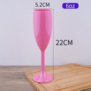 Vente <span class=keywords><strong>en</strong></span> gros de gobelets <span class=keywords><strong>en</strong></span> <span class=keywords><strong>plastique</strong></span> réutilisables de 6oz <span class=keywords><strong>à</strong></span> pieds hauts gobelets <span class=keywords><strong>en</strong></span> acrylique anti-chute pour le champagne et le vin pour le bar, le restaurant et le camping - Product Image 2