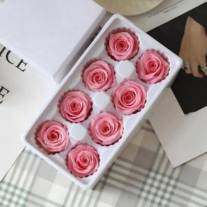 Caja de Regalo con Flores Cuadradas Eternal Life, Rosas Secas Artificiales y Preservadas para el Día de San Valentín y Graduación - Product Image 3
