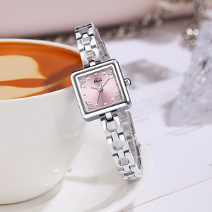 Reloj de pulsera cuadrado para mujer, estilo retro, pequeño, plateado, de nicho. - Product Image 5