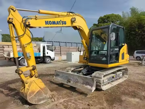 Mini-pelleteuse d'occasion Komatsu PC60 d'une capacité de 6 tonnes, multifonctionnelle avec moteur et boîte de vitesses à vendre - Product Image 5