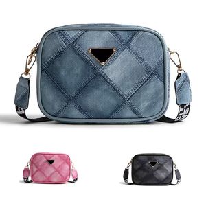 กระเป๋าสะพายพาดลำตัวหนังสานสำหรับผู้หญิงสายกว้างอุปกรณ์เสริมพรีเมี่ยม - Product Image 1