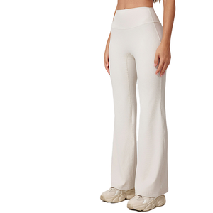 طقم يوجا مضلع بدون خياطة بشعار مخصص، ملابس رياضية تسمح بمرور الهواء للنساء، ملابس تمارين رياضية للبيع بالجملة لصالات الجيم واللياقة البدنية - Product Image 3