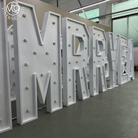 Lettres lumineuses blanches personnalisées, grandes lettres LED lumineuses pour la décoration de mariage et de fête