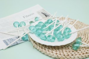 Gran Descuento en Compras al por Mayor de Caramelos Duros con Sabor a Frutas, Lollipop OEM - Product Image 3