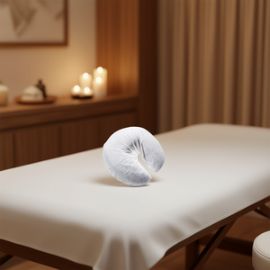 Copri lettino viso monouso bianco da 13 pollici in morbido polipropilene per massaggi facciali, spa e saloni di bellezza - Product Image 2