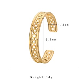 Brazalete de Acero Inoxidable Chapado en Oro de 18K con Diseño Hueco Moderno para Mujer, Estilo Árabe Saudí/Dubái, Ideal para Aniversario - Product Image 6