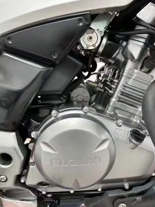 Motocicleta Suzuki de Segunda Mano, 250cc, Dos Cilindros, a Gasolina, Ahorradora de Combustible, >80km/<span class=keywords><strong>h</strong></span>, Entrega Directa del Fabricante en China - Product Image 4