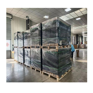 Panneaux solaires monocristallins BIPV et HJT haute efficacité de 400W à 560W, entièrement noirs, pour l'Europe - Product Image 3