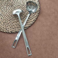 Louches de cuisine Cuillère coréenne Louche à soupe en métal Ustensiles de cuisine à domicile en acier inoxydable de différents types