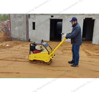 Mini-compacteur à plaque vibrante thermique pour sols, asphalte et terrains de construction