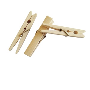 Grande pince à linge en bambou de 9.5cm avec pince en bois et <span class=keywords><strong>chevilles</strong></span> en métal polyvalente pour l'organisation des vêtements et des outils de cuisine dans le salon - Product Image 1