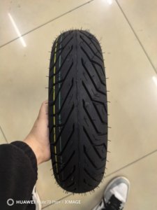 <span class=keywords><strong>Pneu</strong></span> de scooter électrique haute performance du fabricant 70 90 <span class=keywords><strong>14</strong></span> à bas prix, pneus de moto 70/90-<span class=keywords><strong>14</strong></span> - Product Image 4