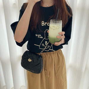 กระเป๋าสะพายไหล่ลายเพชรแบบโซ่ ขนาด 7 นิ้ว พร้อมตัวล็อค สำหรับผู้หญิง - Product Image 4