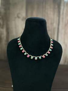 Collier fait main en argent sterling avec rose rouge, dahlia, barbe à papa, blanc buffle et turquoise Kingman - Product Image 4