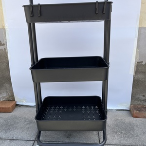 Chariot de rangement de <span class=keywords><strong>cuisine</strong></span> polyvalent à 3 étagères, design élégant en métal pour organiser les condiments et les ustensiles - Product Image 3