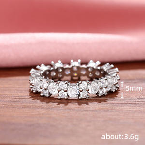 Anello con Diamante Q089 in Oro Bianco, Taglio Brillante Rotondo, Colore G Naturale, Fede Nuziale Classica da Donna - Product Image 5