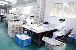 Plester luka medis Tiongkok sertifikat CE perban perekat pita PE warna kulit - Product Image 6