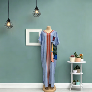 Abaya de <span class=keywords><strong>Mujer</strong></span> en Oferta, Vestido con Estampado de Patchwork, Túnica Africana con Cuentas, Cuello en V, Vestido Holgado <span class=keywords><strong>para</strong></span> <span class=keywords><strong>Mujer</strong></span> - Product Image 4