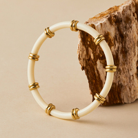 Bracelet manchette tendance en perles acryliques ORNAPEADIA pour femme, élastique, taille ajustable, couleurs assorties, idéal pour les vacances et l'usage quotidien, cadeau