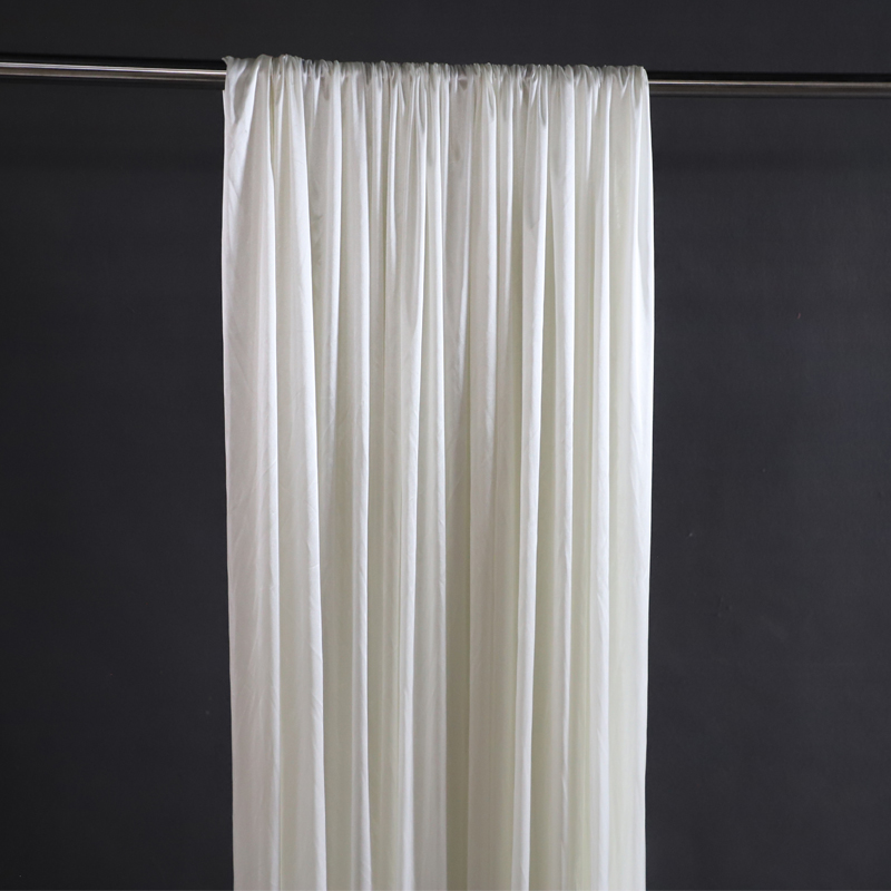 No.27 creamy white