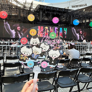 Vigreat Anime Kpop Diy Design Transparent Acclamations Logo personnalisé Fournisseur d'usine Comic-Con Fabrication d'éventail en acrylique - Product Image 3