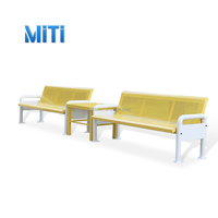 Nouvelle arrivée de bancs de court de tennis modernes en métal personnalisé avec chaises à dossier Banc d'extérieur