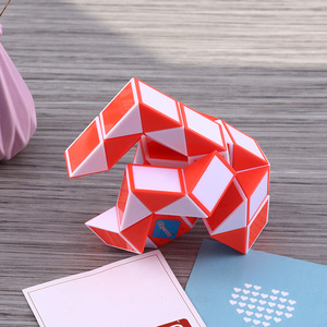 Cubo mágico Jiangwa 3x3 multicolor, juguete educativo para niños de 8 a 13 años, rompecabezas unisex - Product Image 4