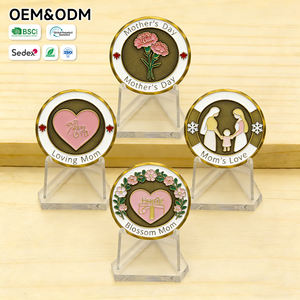 Moneda Conmemorativa Personalizada de Aleación de Zinc, Cobre, Latón y Bronce Vintage Única con Diseño de Corazón Esmaltado para el Día de la Madre, Amorosa Mamá - Product Image 5