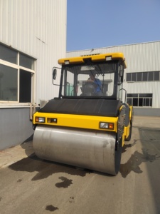 Cheap Price Shanbo China Road Roller 10 12 15 Ton Diesel YUKEN Hydraulic Pump Double Drum <b>Vibrating</b> Asphalt Compactor High Power - Product Image 3