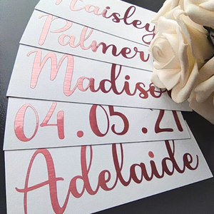 Calcomanías de vinilo personalizadas Pegatinas de nombre de vidrio Pegatinas DE BODA Calcomanía personalizada Caja de regalo Calcomanía de nombre - Product Image 4