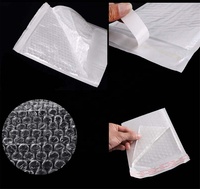 Sac d'expédition à bulles personnalisé en polyéthylène imperméable et durable 8,5x12, épaisseur 0,5 mil, résistant aux chocs pour emballage de colis et pochettes de messagerie