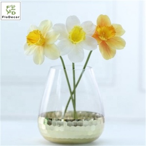 <span class=keywords><strong>Fiore</strong></span> <span class=keywords><strong>di</strong></span> <span class=keywords><strong>narciso</strong></span> artificiale a buon mercato all'ingrosso singolo <span class=keywords><strong>fiore</strong></span> <span class=keywords><strong>di</strong></span> <span class=keywords><strong>narciso</strong></span> <span class=keywords><strong>di</strong></span> tocco reale del lattice per la decorazione domestica dell'hotel <span class=keywords><strong>di</strong></span> nozze - Product Image 2