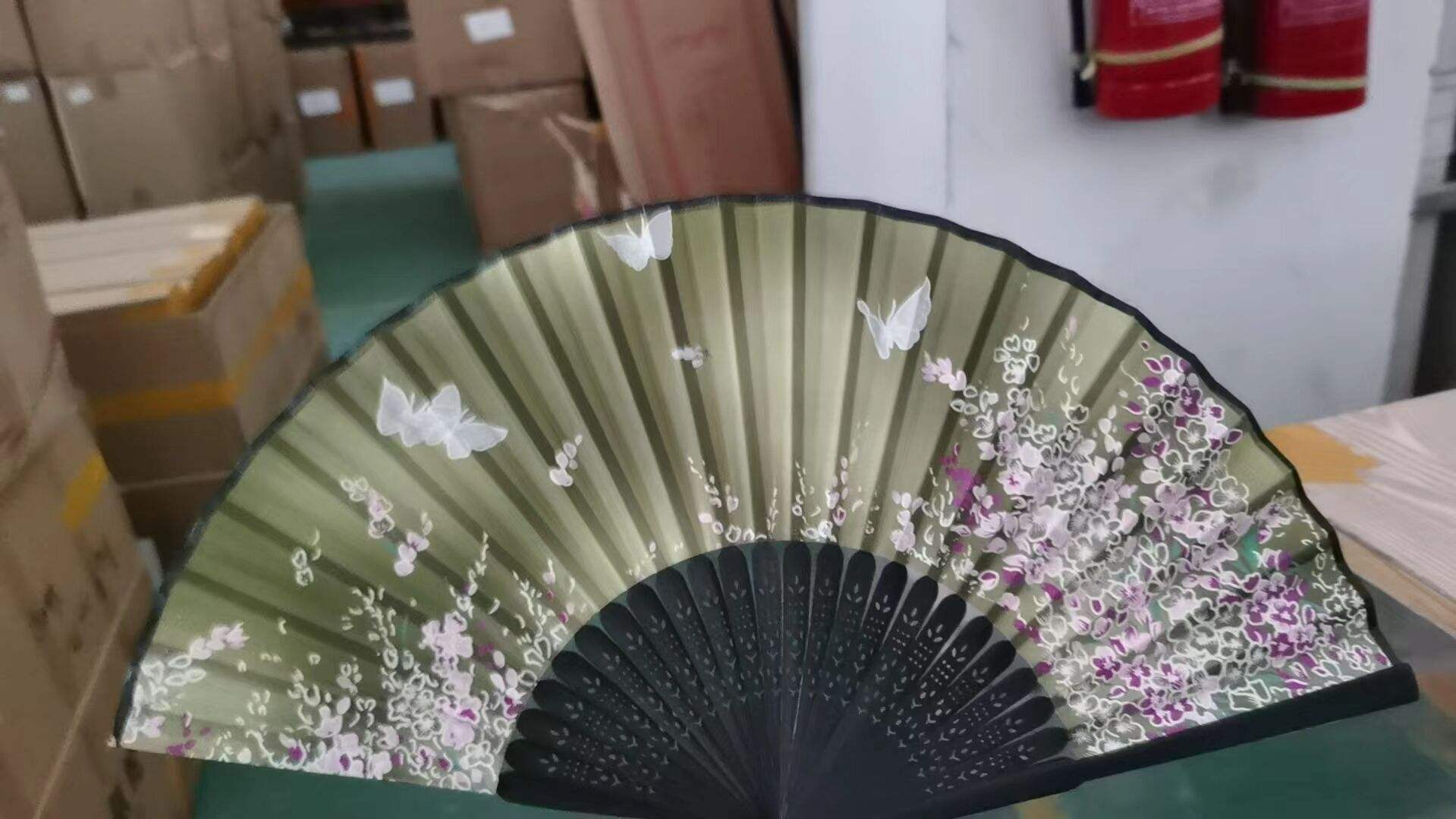 สีเขียว