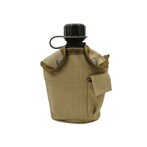 Botella de agua táctica de plástico de 0.8L para senderismo y camping, muestra gratuita. - Product Image 5