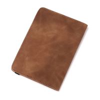Porte-passeport en cuir classique personnalisable avec RFID |   Portefeuille pour homme avec étiquette de bagage de voyage effet vieilli (réutilisable)