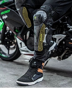 Nouvelle mode de genouillères et coudières de moto à coque dure motif forgé souple Protection de moto savaient coussinets - Product Image 2