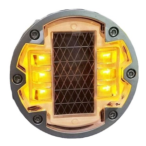Borne solaire routière homologuée DPWH 143 mm, 6 vis, IL300, éclairage de marquage souterrain, borne solaire routière encastrée, yeux de chat - Product Image 1