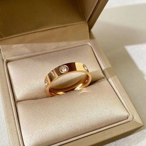 18K Titanium Steel <strong>Ring</strong> Luxury Diamond Encrusted No Fading Light Couple's Fashion Stainless Steel Wedding <strong>RIng</strong> Women Men