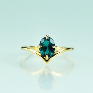 Precio al por mayor 925 plata esterlina chapada en oro piedra preciosa colorida corte ovalado 6x8mm en forma <span class=keywords><strong>de</strong></span> gota delicada piedra preciosa anillo <span class=keywords><strong>de</strong></span> lágrima - Product Image 4