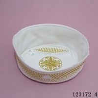 Nuevo diseño Hui Muslim Worship Cap Hilo dorado Estilo de personaje bordado Sombrero usable para exteriores