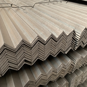 75*75 <span class=keywords><strong>20X20</strong></span> 50X50mm A36 Q355 Q235 Acier au carbone métallique en forme de L, barres d'angle pour la construction - Product Image 3